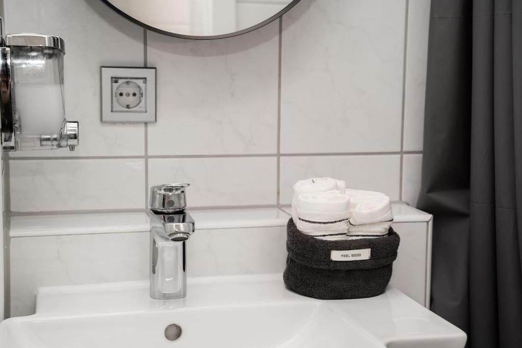 Cozy Apartment In Prime Location With Balcony - Hotel Comfort In 2 Room Apartment In Cologne Neumarkt - City Loft 11 - Ngoại thất bức ảnh